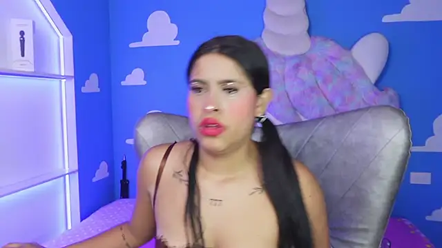 Snapshot of miss_romyna chatting on 7, 11, 2025 miss romyna online show from 7, 11, 2025