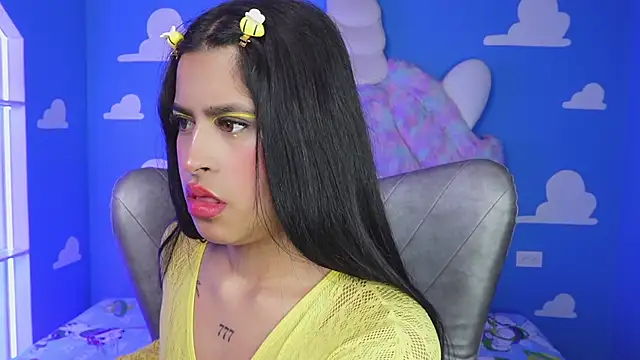 Snapshot of miss_romyna chatting on 26, 11, 2025 miss romyna online show from 26, 11, 2025