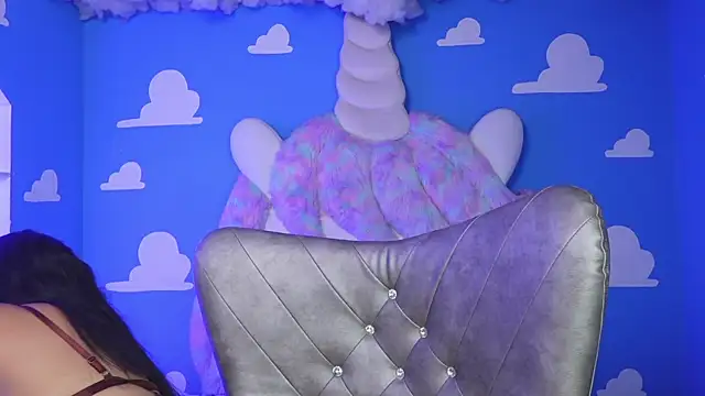 Snapshot of miss_romyna chatting on 22, 12, 2025 miss romyna online show from 22, 12, 2025