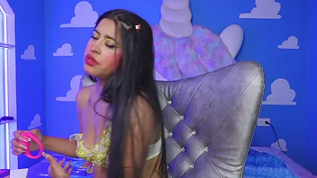 Snapshot of miss_romyna chatting on 10, 1, 2026 miss romyna online show from 10, 1, 2026