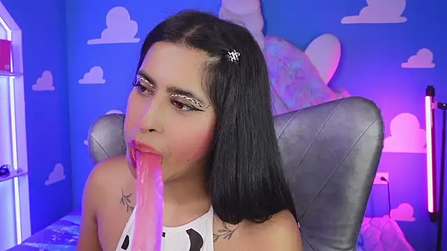 Snapshot of miss_romyna chatting on 18, 2, 2026 miss romyna online show from 18, 2, 2026