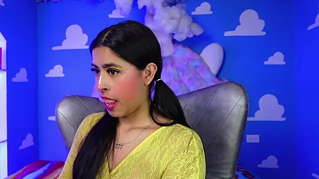 miss romyna online show from 6, 5, 2026
