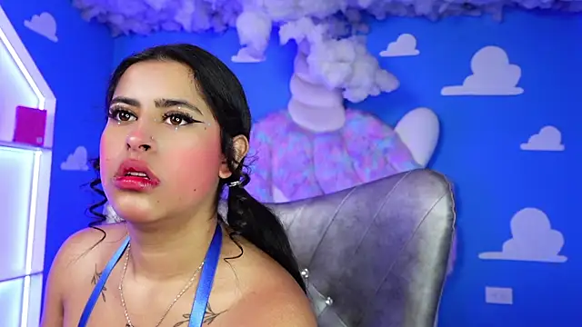 miss romyna online show from 8, 5, 2026