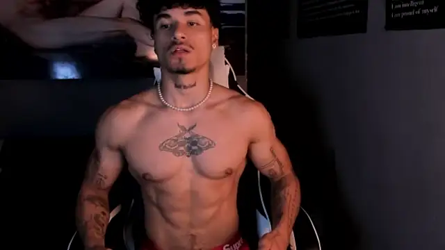 Snapshot of Thomas_Fit1 chatting on 11, 6, 2026 Thomas Fit1 online show from 11, 6, 2026