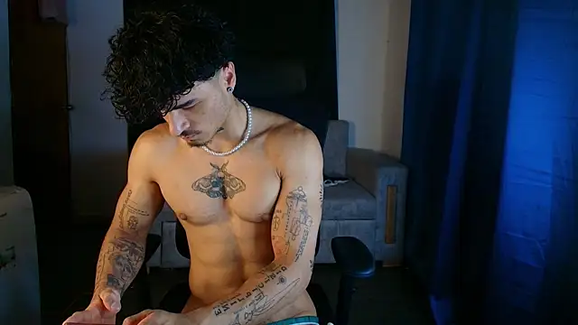 Snapshot of Thomas_Fit1 chatting on 19, 6, 2026 Thomas Fit1 online show from 19, 6, 2026