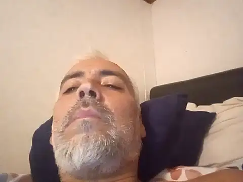 Xoc8  online show from 4, 12, 2024