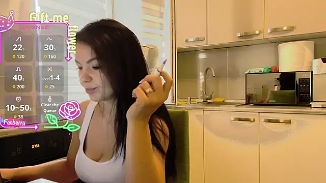 Snapshot of alisoncassie chatting on 10, 9, 2025 alisoncassie online show from 10, 9, 2025