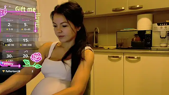 Snapshot of alisoncassie chatting on 9, 10, 2025 alisoncassie online show from 9, 10, 2025