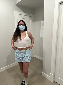 Snapshot of jAsMinE678 chatting on 15, 3, 2026 jAsMinE678 online show from 15, 3, 2026