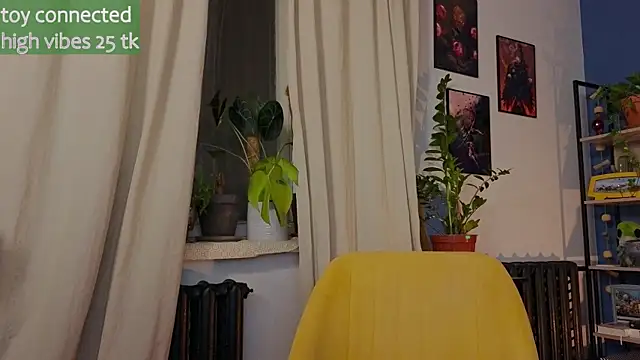 Snapshot of _lightmyfire chatting on 5, 3, 2025 lightmyfire online show from 5, 3, 2025