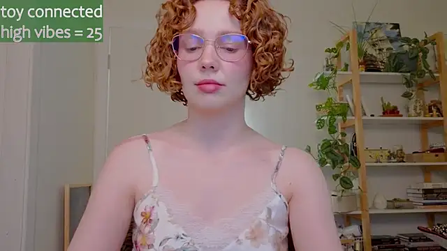 Snapshot of _lightmyfire chatting on 10, 9, 2025 lightmyfire online show from 10, 9, 2025