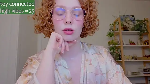 Snapshot of _lightmyfire chatting on 17, 9, 2025 lightmyfire online show from 17, 9, 2025