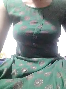 rituporna2004 online show from 16, 1, 2025