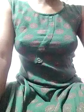 rituporna2004 online show from 18, 1, 2025