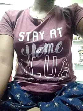 rituporna2004 online show from 13, 2, 2025