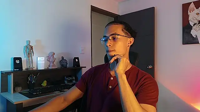 Snapshot of alejo_x3 chatting on 7, 10, 2025 alejo x3 online show from 7, 10, 2025