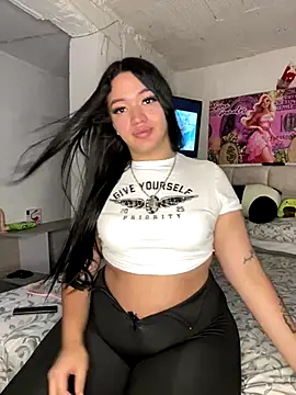 Snapshot of GemaGranadoss chatting on 7, 10, 2025 GemaGranadoss online show from 7, 10, 2025