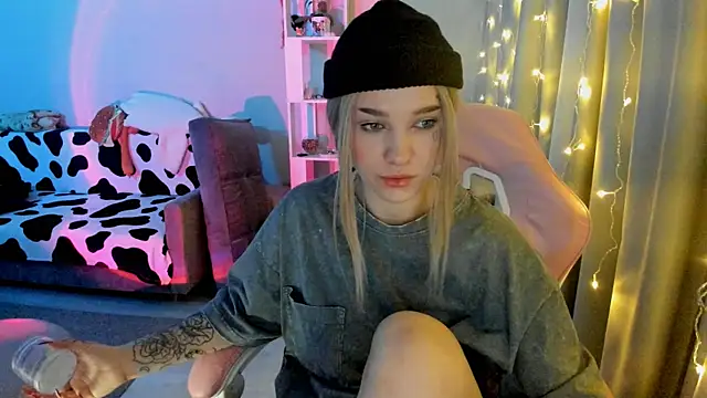 Ledy WWWII online show from 19, 12, 2024