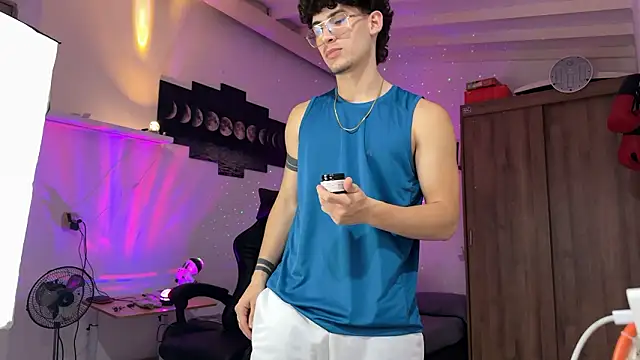 Kisan Smith online show from 28, 2, 2026