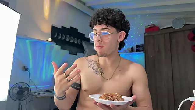 Kisan Smith online show from 2, 3, 2026