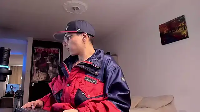 a lejandro 0 8 online show from 7, 12, 2024