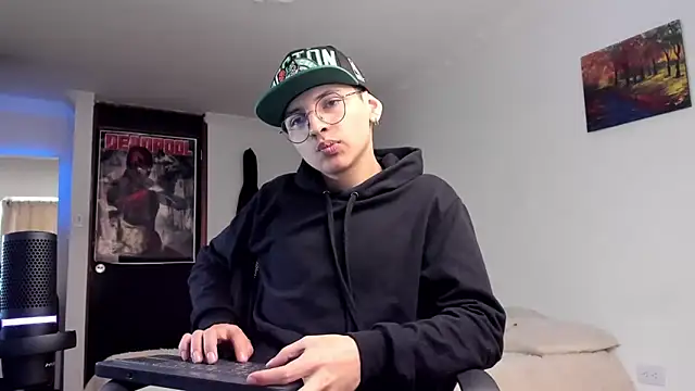 a lejandro 0 8 online show from 11, 12, 2024