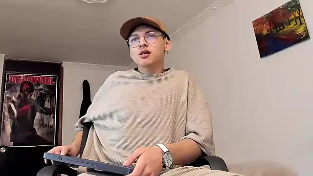 a lejandro 0 8 online show from 25, 12, 2024