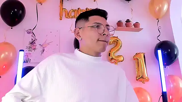 a lejandro 0 8 online show from 18, 2, 2025