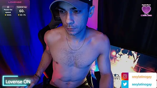 sexyboycolombi4 online show from 14, 2, 2026