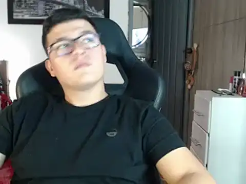 Plug Control online show from 21, 2, 2025