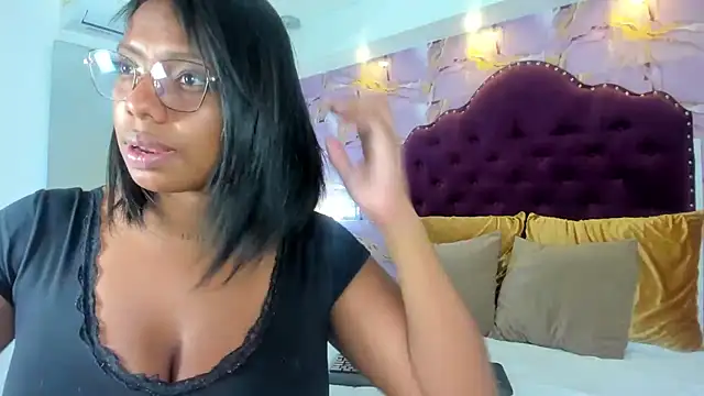 lia mariana online show from 11, 7, 2026