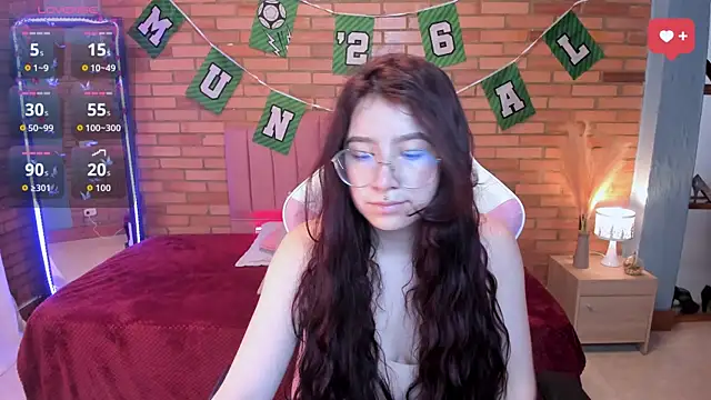 Amy joones online show from 23, 6, 2026