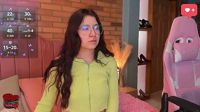 Amy joones online show from 28, 7, 2026