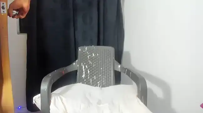 Snapshot of engelldior chatting on 1, 3, 2025 engelldior online show from 1, 3, 2025