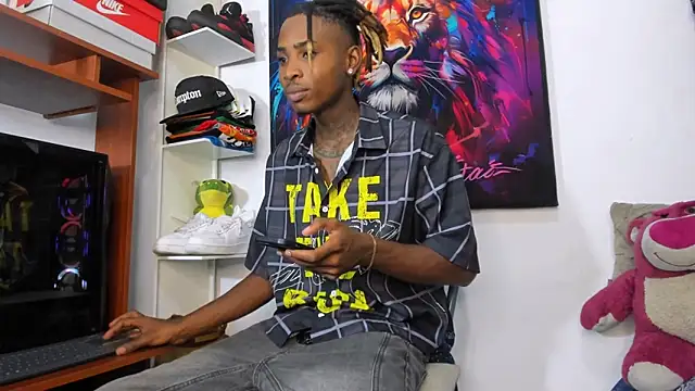 Snapshot of Pantera_black_21 chatting on 12, 9, 2025 Pantera black 21 online show from 12, 9, 2025