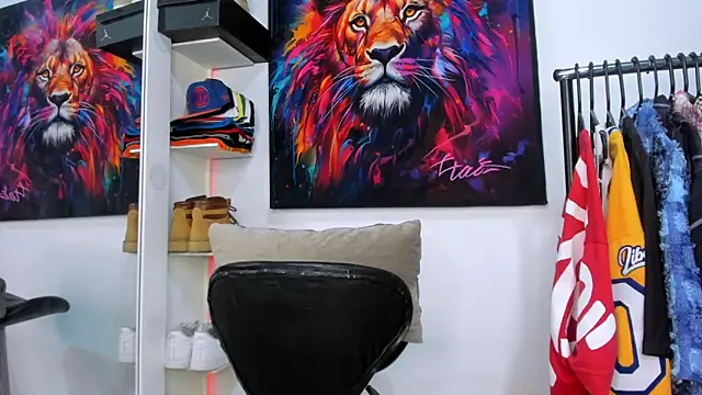 Snapshot of Pantera_black_21 chatting on 19, 10, 2025 Pantera black 21 online show from 19, 10, 2025