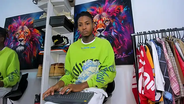 Snapshot of Pantera_black_21 chatting on 23, 10, 2025 Pantera black 21 online show from 23, 10, 2025