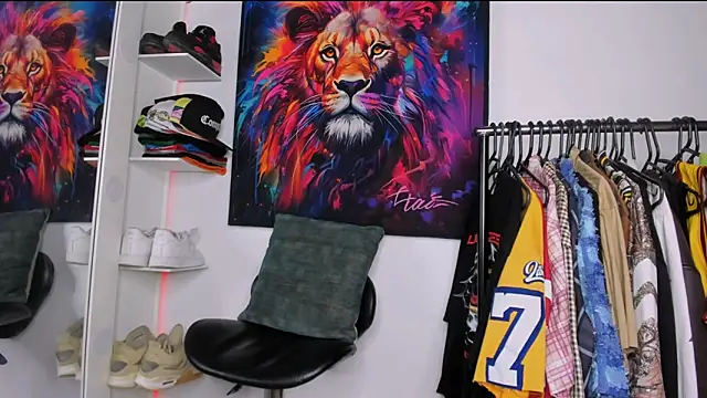 Snapshot of Pantera_black_21 chatting on 5, 12, 2025 Pantera black 21 online show from 5, 12, 2025