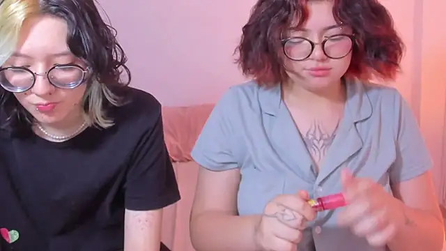 Snapshot of Gaby_Danna chatting on 25, 2, 2025 Gaby Danna online show from 25, 2, 2025