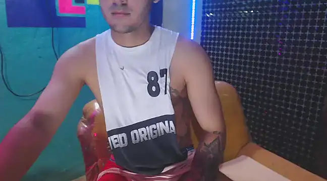 Snapshot of xxxxhotxoxo chatting on 15, 12, 2024 xxxxhotxoxo online show from 15, 12, 2024