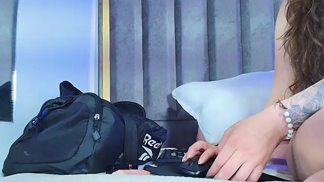 Eda Bonne online show from 29, 11, 2025