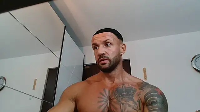 Magnificmuscles89 online show from 24, 6, 2026