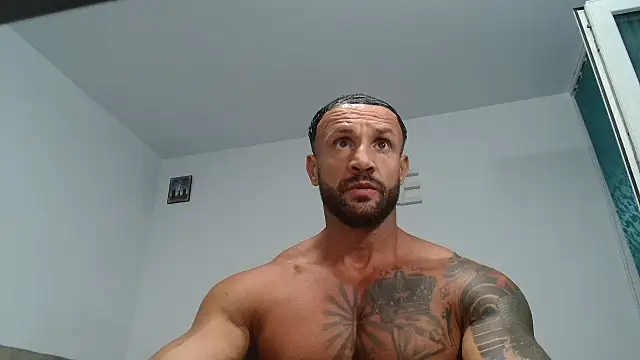 Magnificmuscles89 online show from 5, 7, 2026