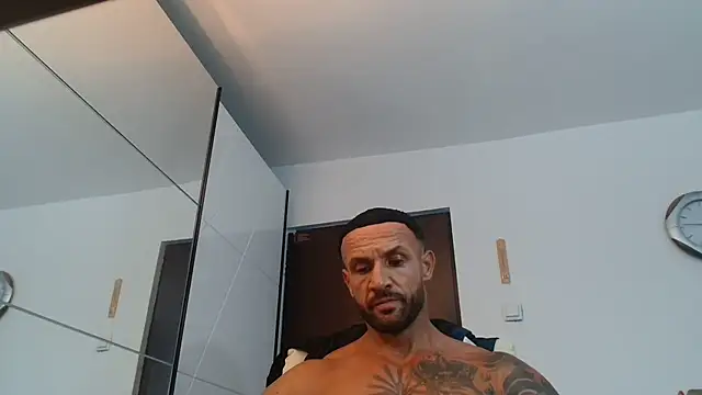 Magnificmuscles89 online show from 17, 7, 2026