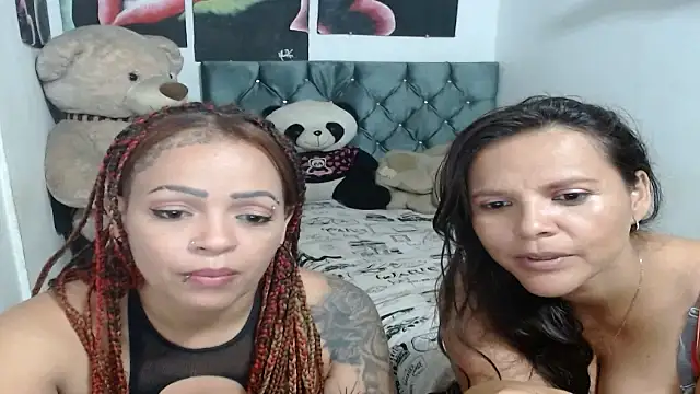 manzanahot9 online show from 11, 1, 2025