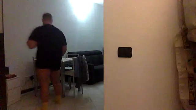 Snapshot of Gladiator_3 chatting on 2, 2, 2025 Gladiator 3 online show from 2, 2, 2025