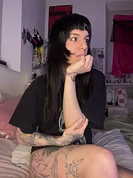 Snapshot of giuli_zerozero chatting on 23, 2, 2026 giuli zerozero online show from 23, 2, 2026