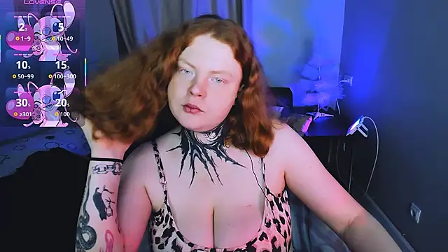 Cassie xKiss online show from 18, 12, 2025