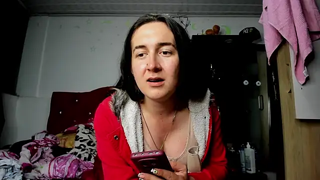 Sweet-Suck69 online show from 18, 11, 2025