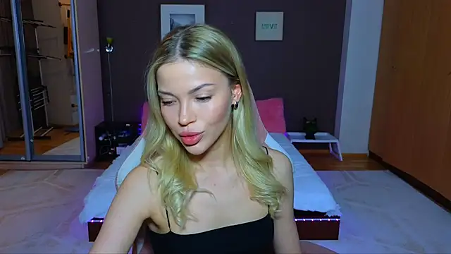 EmmyMills online show from 17, 1, 2025